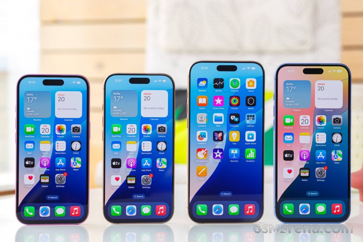 Apple to build all US iPhones in India